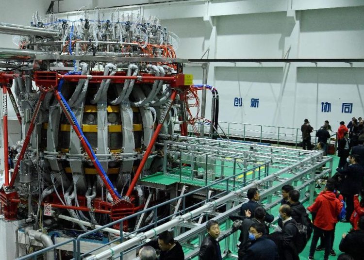 Proyek Matahari Buatan China Runtuhkan Batasan dalam Fusi Nuklir